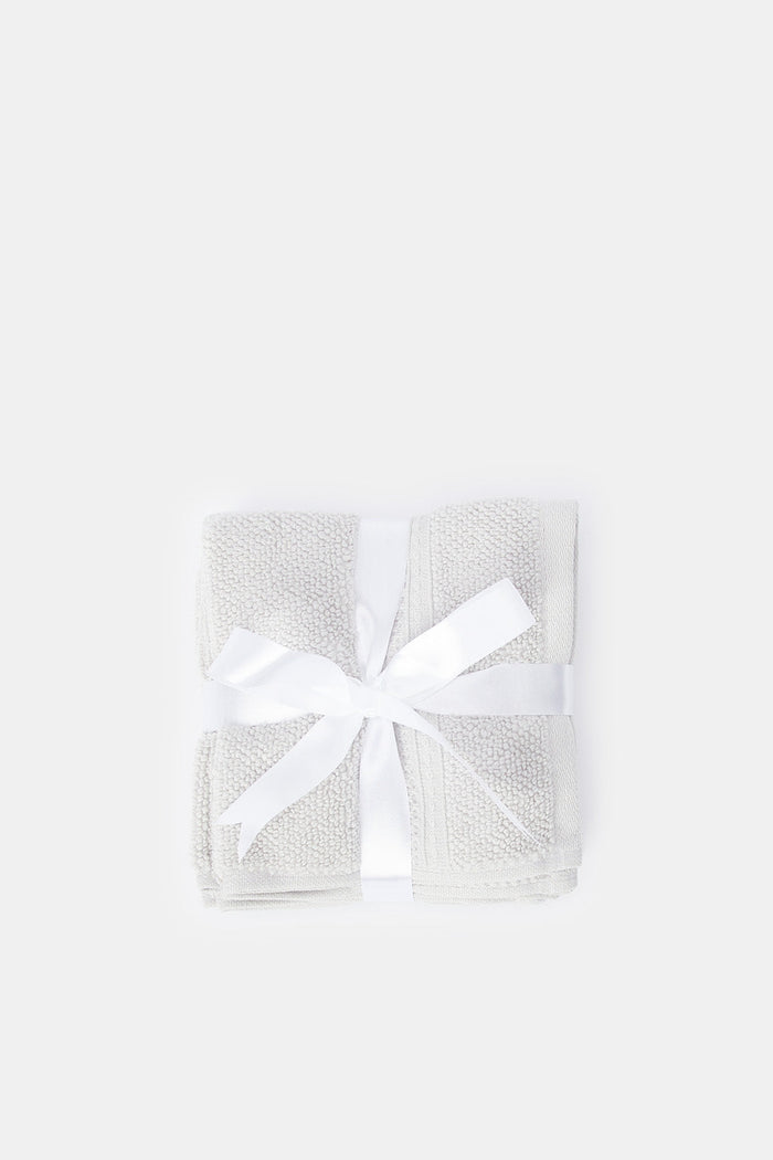 Redtag-Light-Grey-Textured-Cotton-Face-Towel-Set-(4-Piece)-Category:Towels,-Colour:Grey,-Deals:New-In,-Filter:Home-Bathroom,-H1:HMW,-H2:BAC,-H3:TOW,-H4:FAC,-HMW-BAC-Towels,-HMWBACTOWFAC,-New-In-HMW-BAC,-Non-Sale,-ProductType:Face-Towels,-Season:W23A,-Section:Homewares,-W23A-Home-Bathroom-